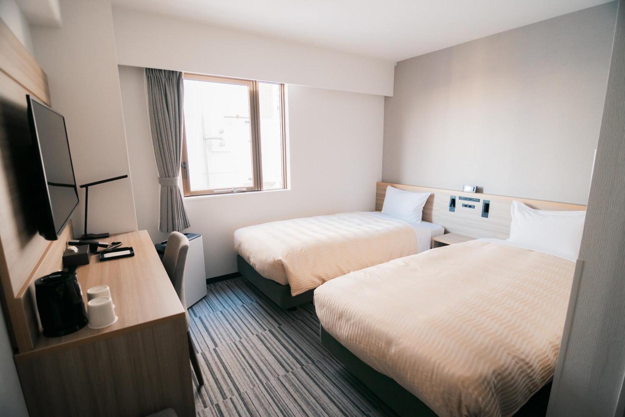Quintessa Hotel Chiba Funabashi Esterno foto