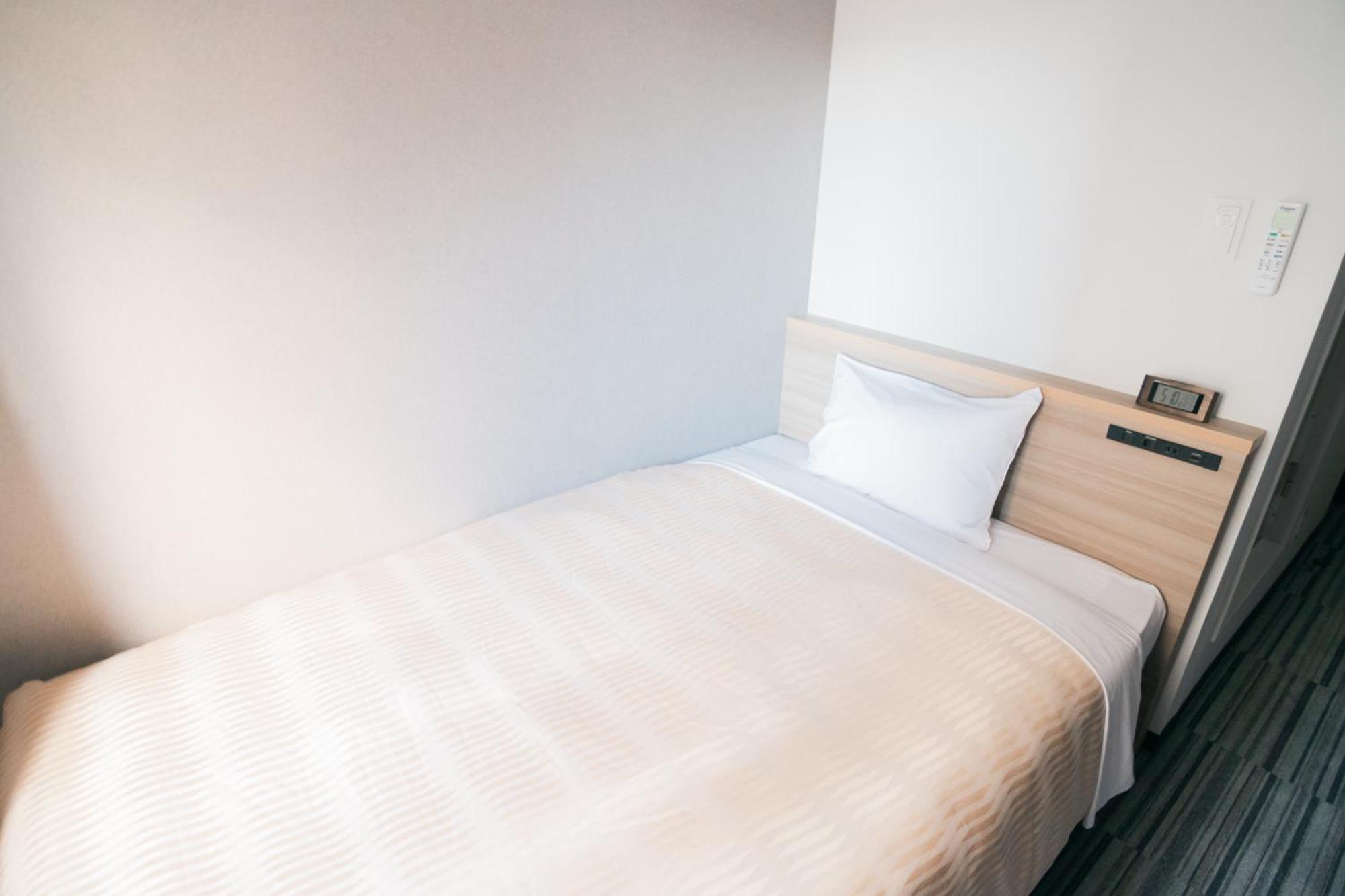 Quintessa Hotel Chiba Funabashi Esterno foto